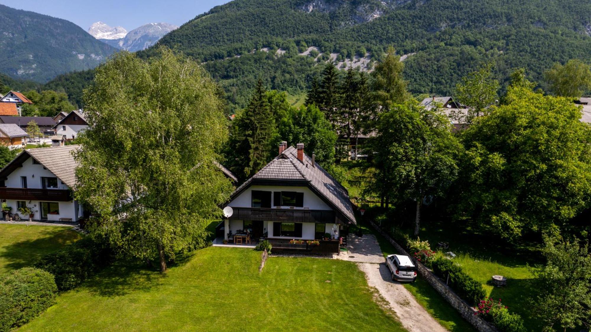 Apartments Korosec Breda Бохинь Экстерьер фото
